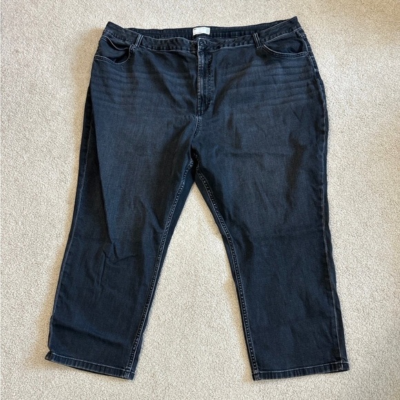 ASOS design black straight leg curve curvy jeans in plus size 24 - Picture 1 of 8